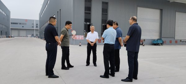 集團領(lǐng)導(dǎo)到權(quán)屬單位現(xiàn)場辦公